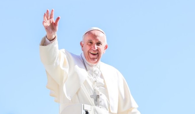 Papa Francisco a universidades católicas: “Amplíen su mirada y no se cierren en ideologías”