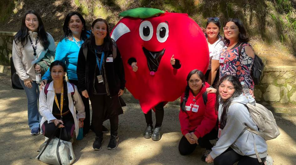 UCSC se hace presente en actividad del proyecto “Elige Vivir Sano”
