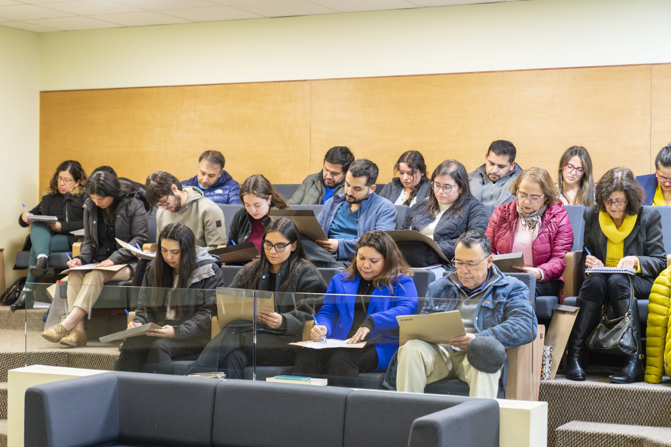 Proyecto de apoyo a estudiantes TEA finaliza etapa de capacitación a funcionarios