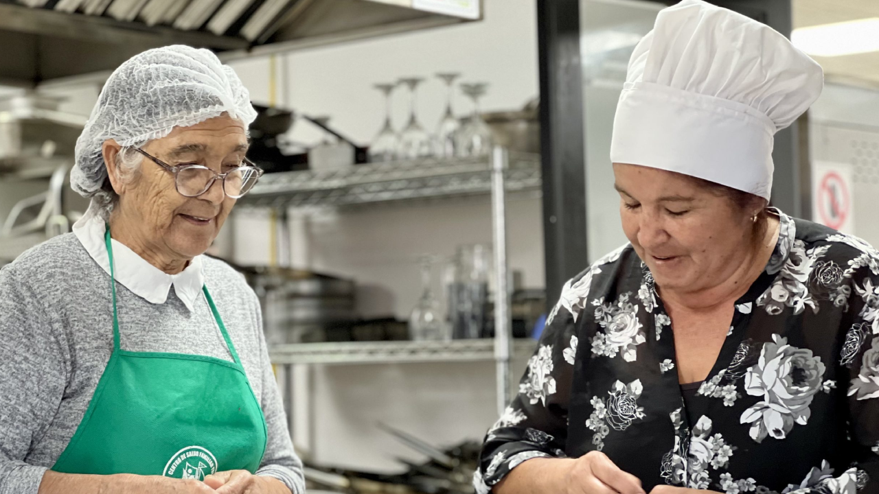 UCSC realizó curso de gastronomía en comunidad de Punta Lavapié