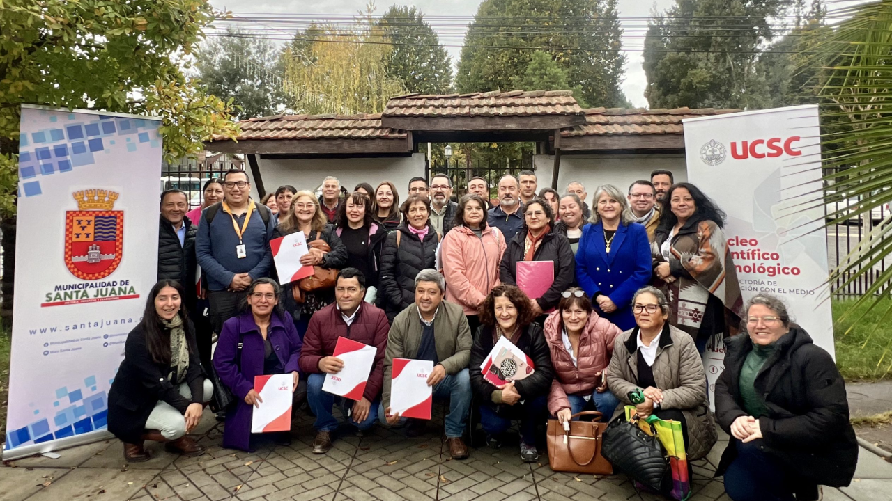 UCSC capacita a comunidad de Santa Juana en gestión de riesgo y resiliencia