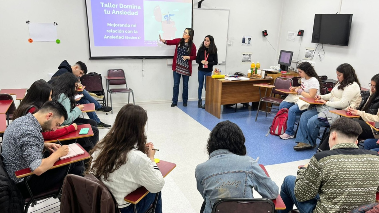 Taller ofrece herramientas para la ansiedad y el equilibrio emocional de estudiantes