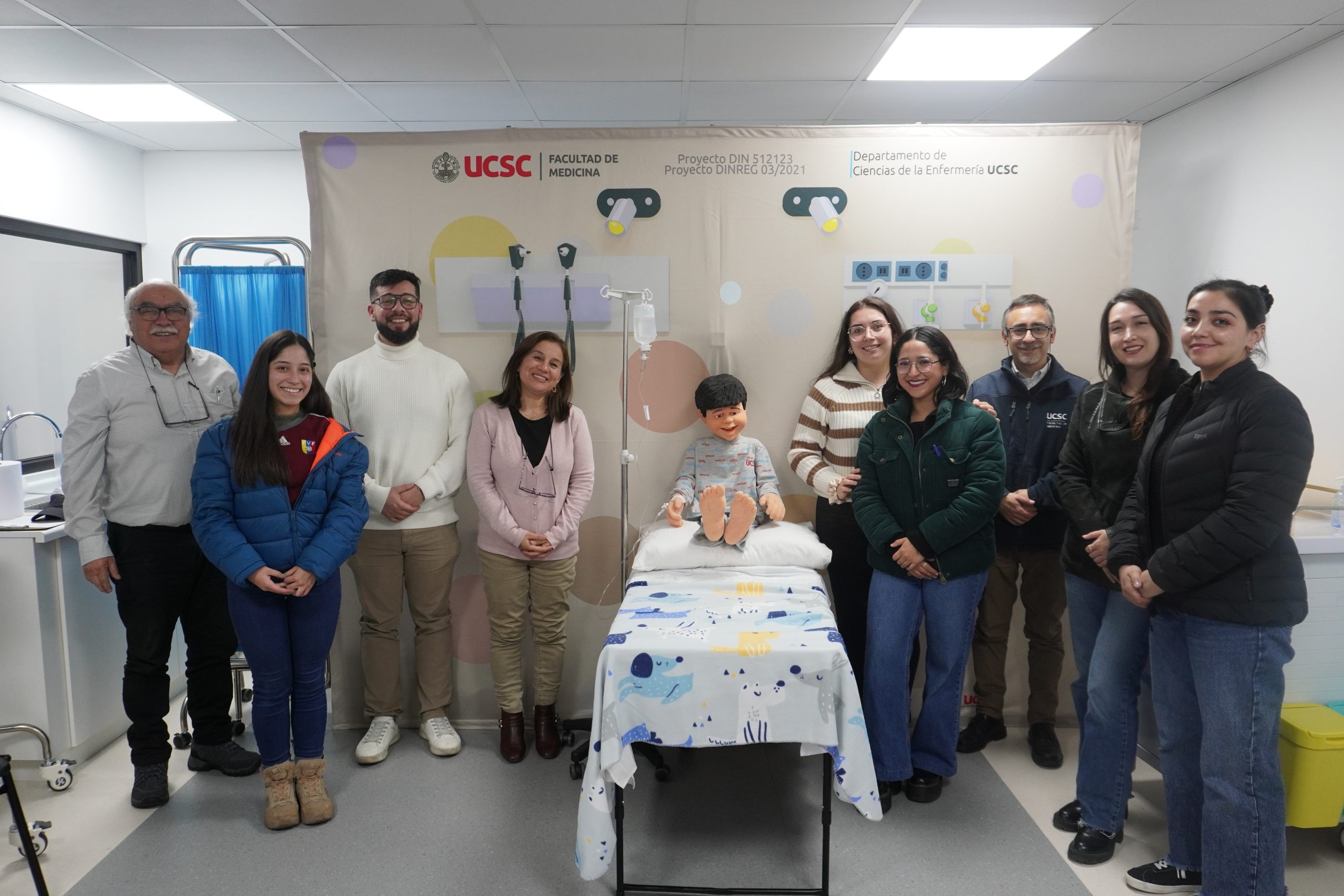 Funcionarias de la salud participaron en capacitación con el muñeco Lucas