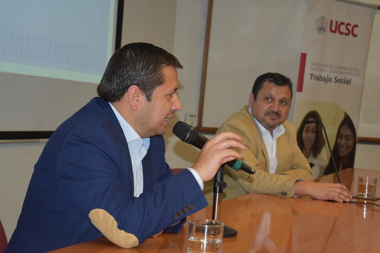Trabajo Social realizó charla por los 100 años de la profesión en Chile y América Latina