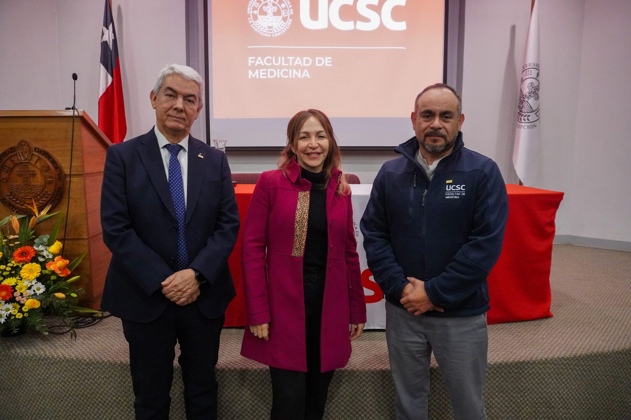 Clase inaugural de la Facultad de Medicina abordó desafíos actuales de la salud