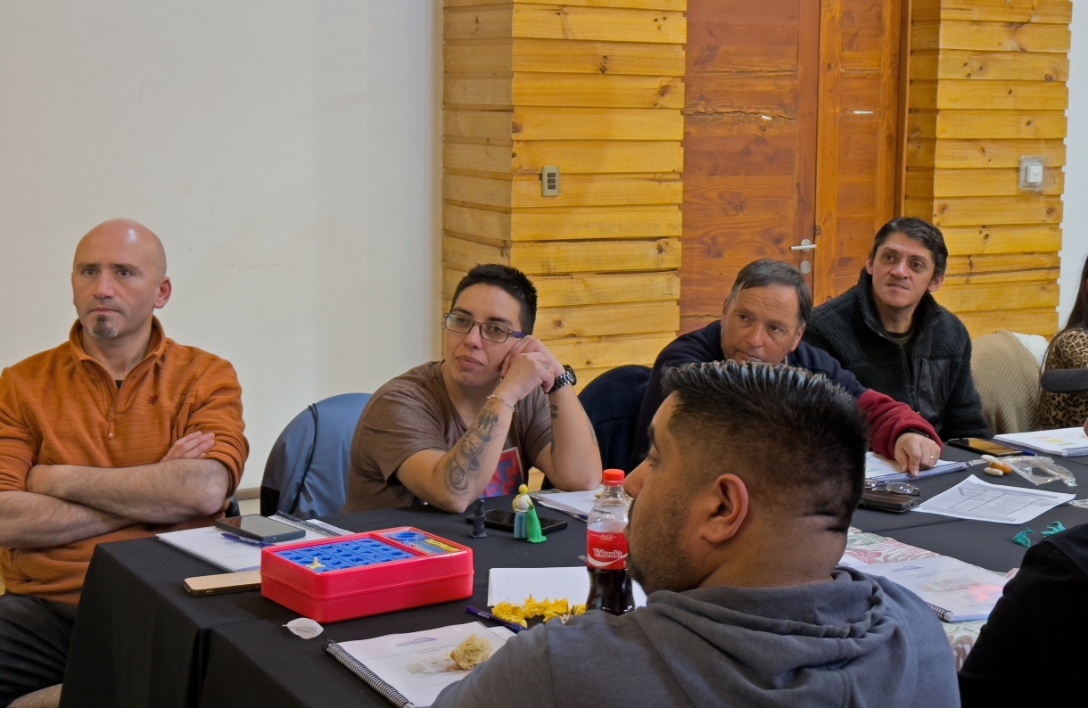Guardias recibieron capacitación para resolución de conflictos y comunicación efectiva
