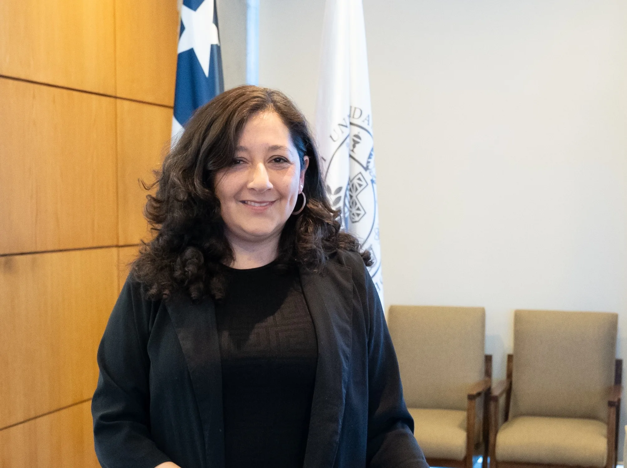 Carolina Baier asumirá como representativa de administrativos ante Consejo Superior