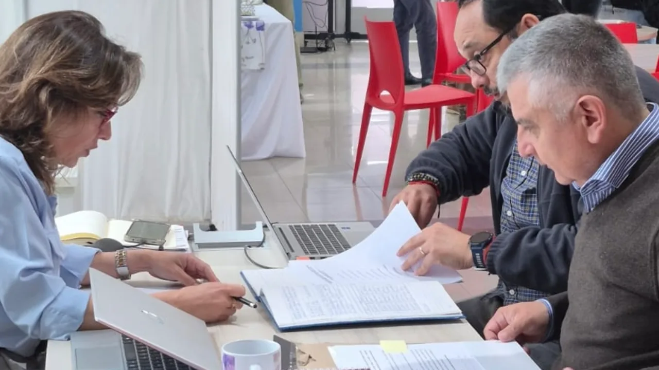 Elección de representativo de administrativos ante Consejo Superior registró tres empates en primera etapa