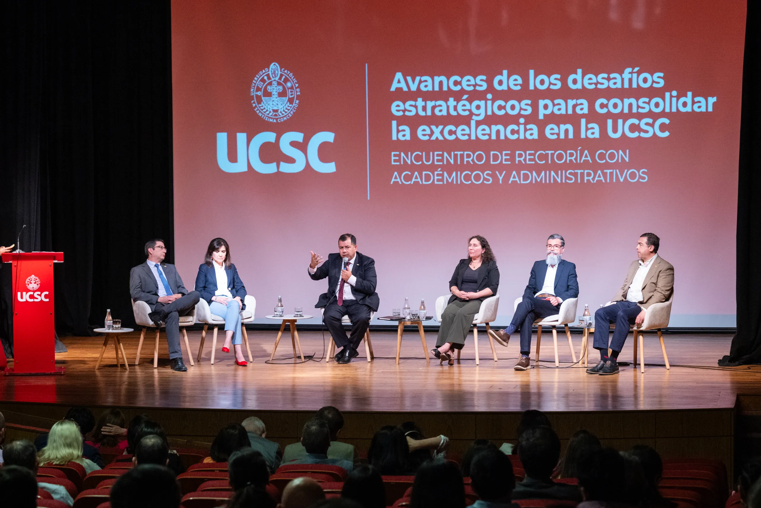 Rector expuso logros de desafíos estratégicos y plan de medidas financieras