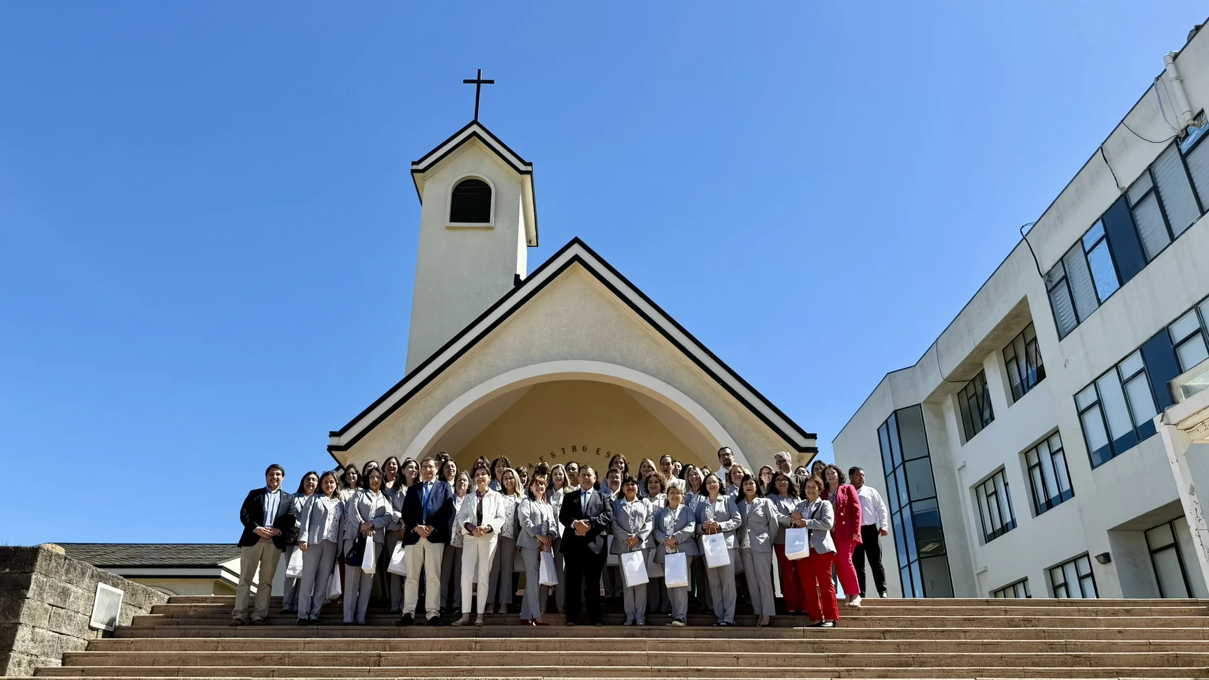 UCSC conmemoró el Día de la Secretaria con eucaristía y reconocimiento