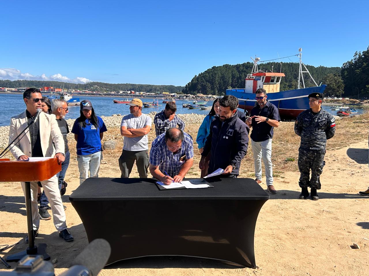 Firman acuerdo para constituir el Equipo Núcleo del Área Marina de la Península de Hualpén