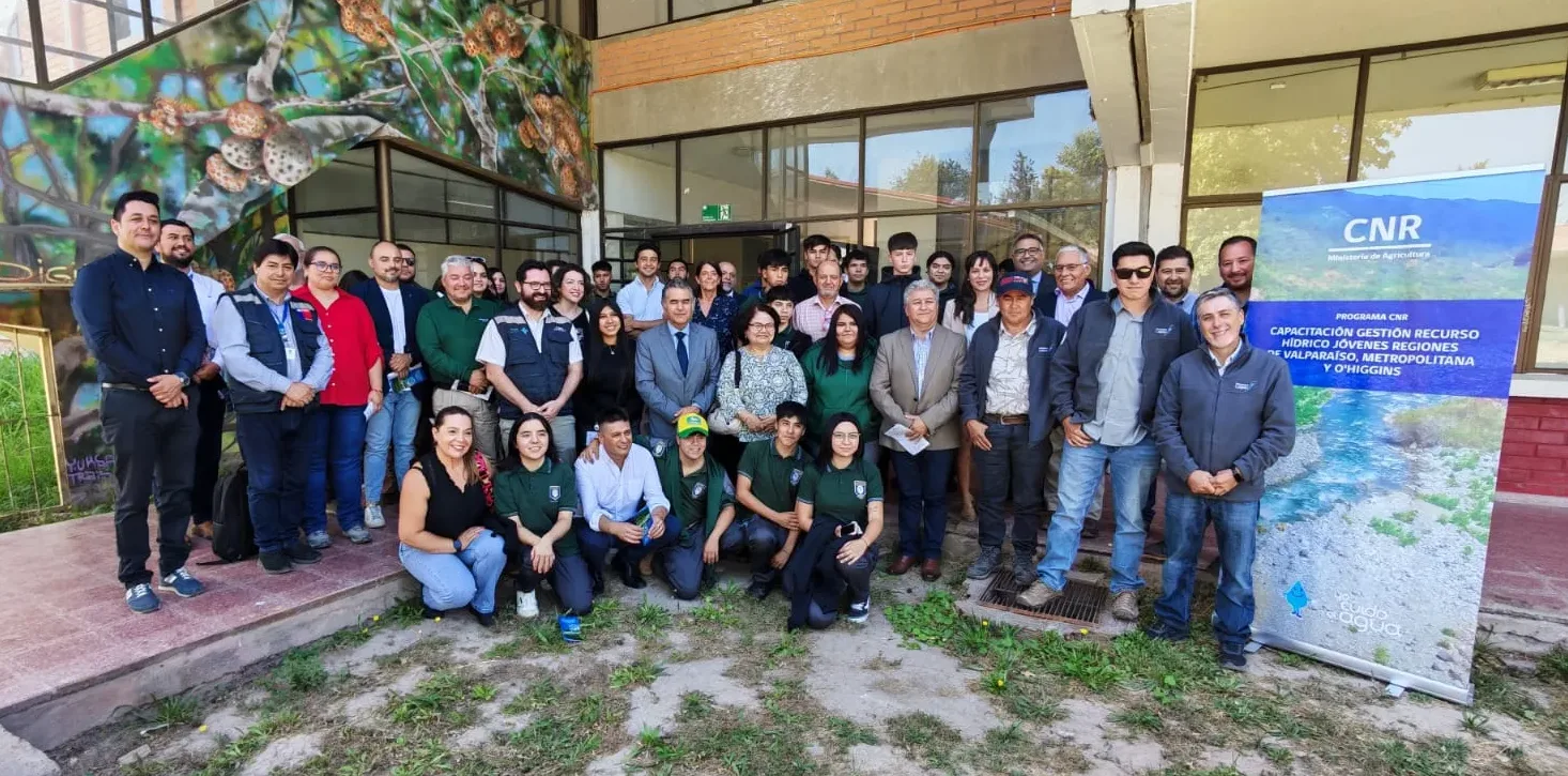 UCSC capacitará en gestión hídrica a jóvenes y docentes de la zona centro del país