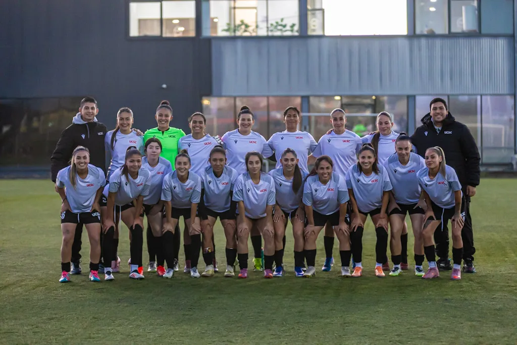 UCSC debutó en el torneo ADESUP en fútbol femenino
