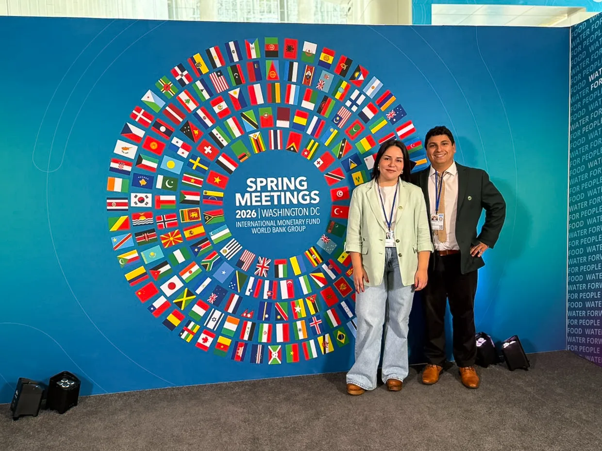 Alumni UCSC destacan en lanzamiento global de Water Forward