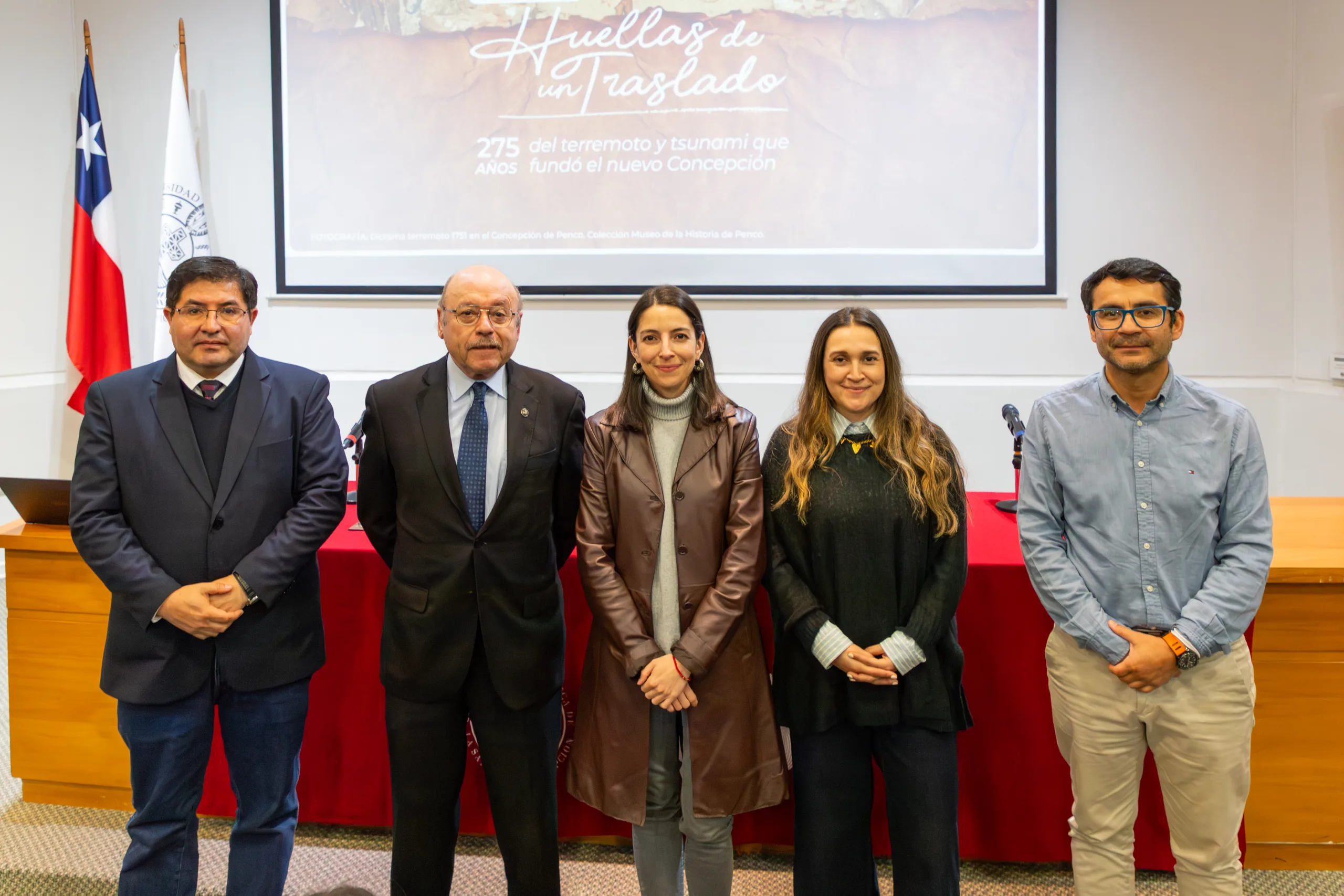 Seminario abordó el impacto del terremoto y tsunami que dieron origen al nuevo Concepción