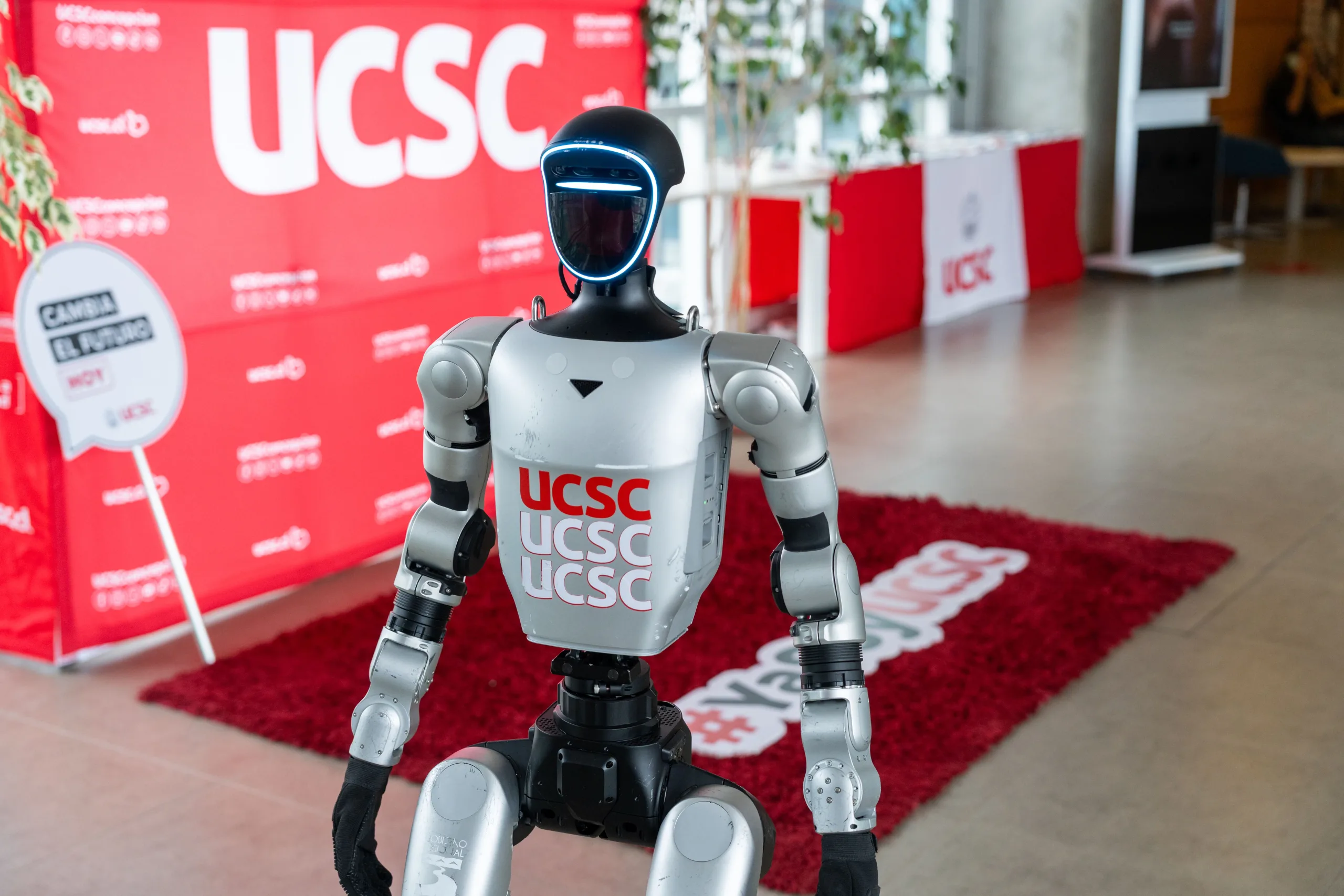 Robot humanoide UCSC mostrará en EXPONOR cómo la IA llega a la industria