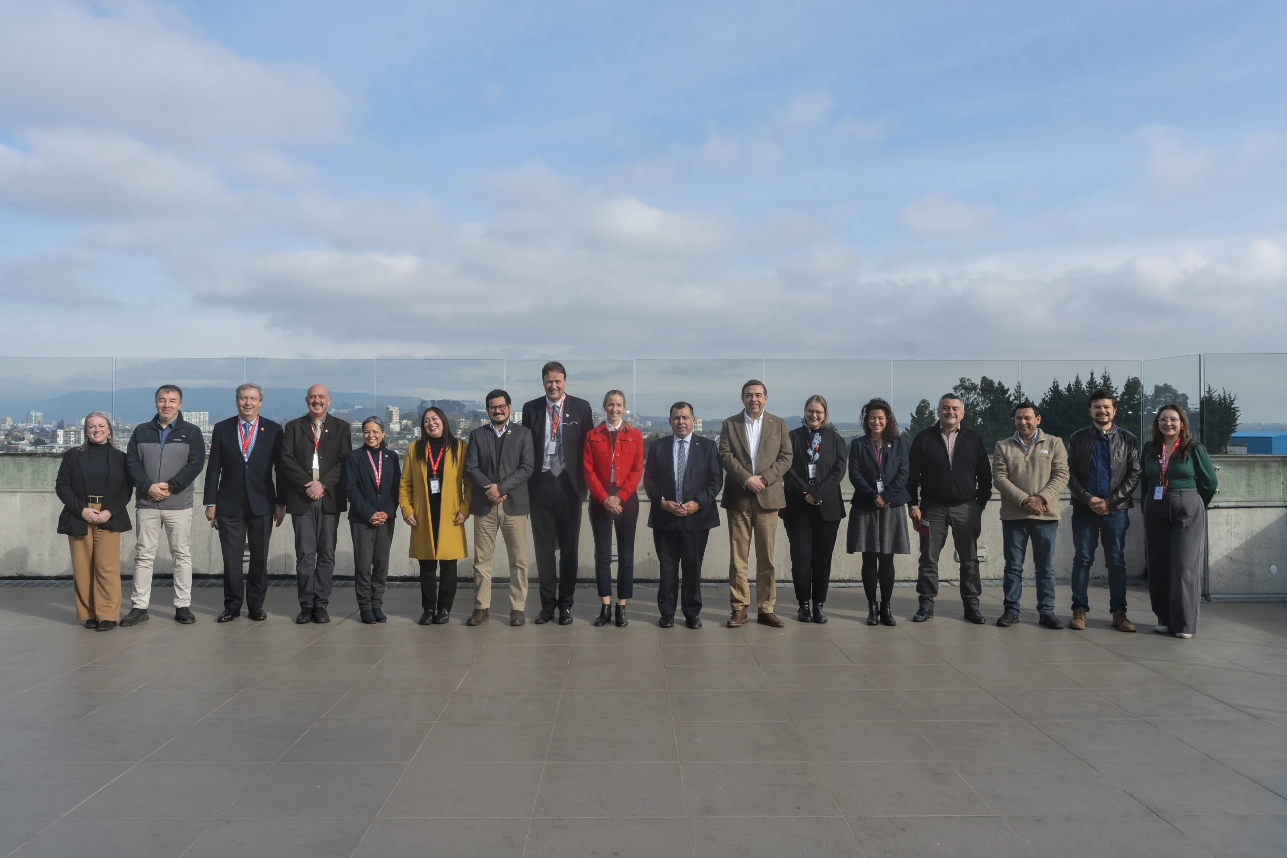 Delegación de Suiza conoce capacidades UCSC y proyecta futuras colaboraciones científicas