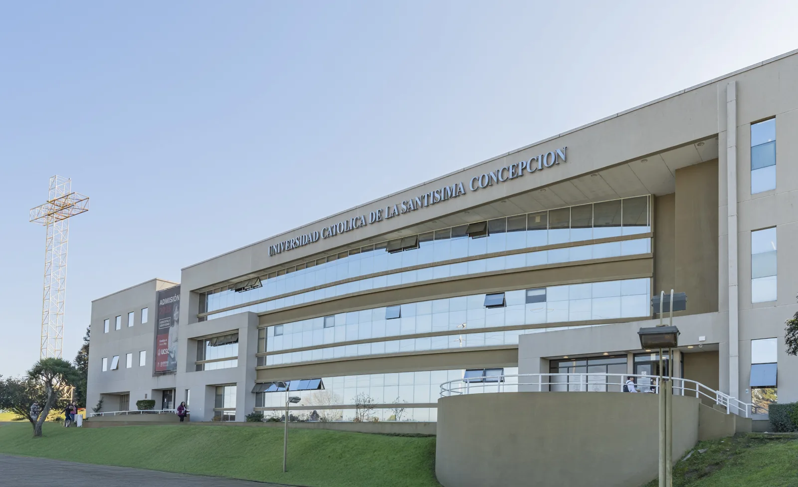 UCSC entre las más influyentes del mundo en investigación sobre empresas familiares