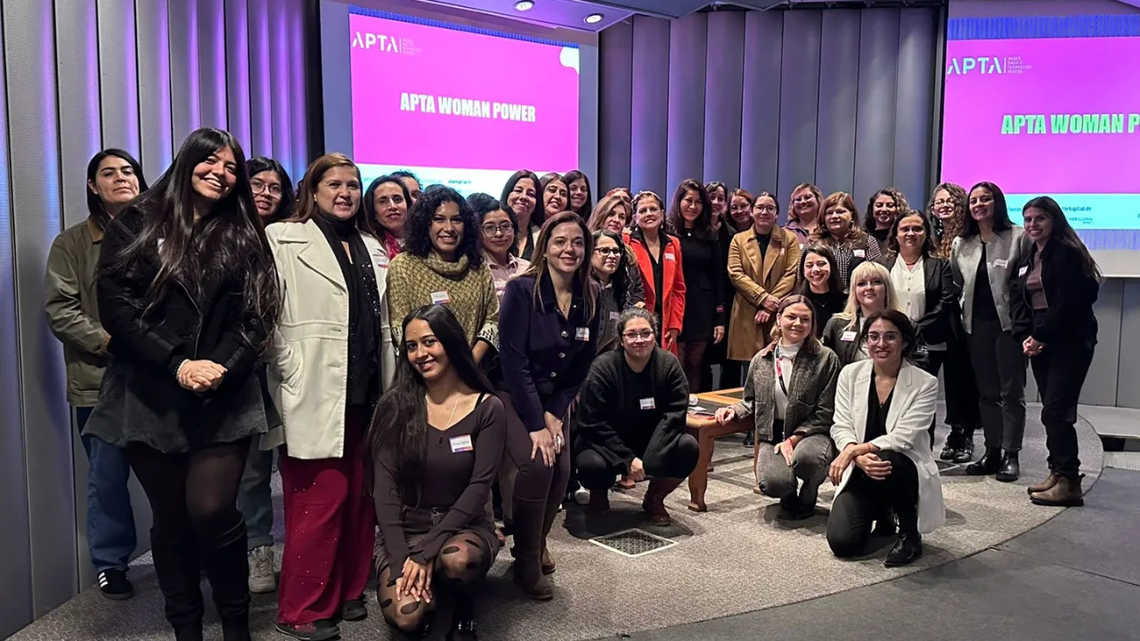 Académica UCSC destaca en APTA Woman Power con innovación para la acuicultura