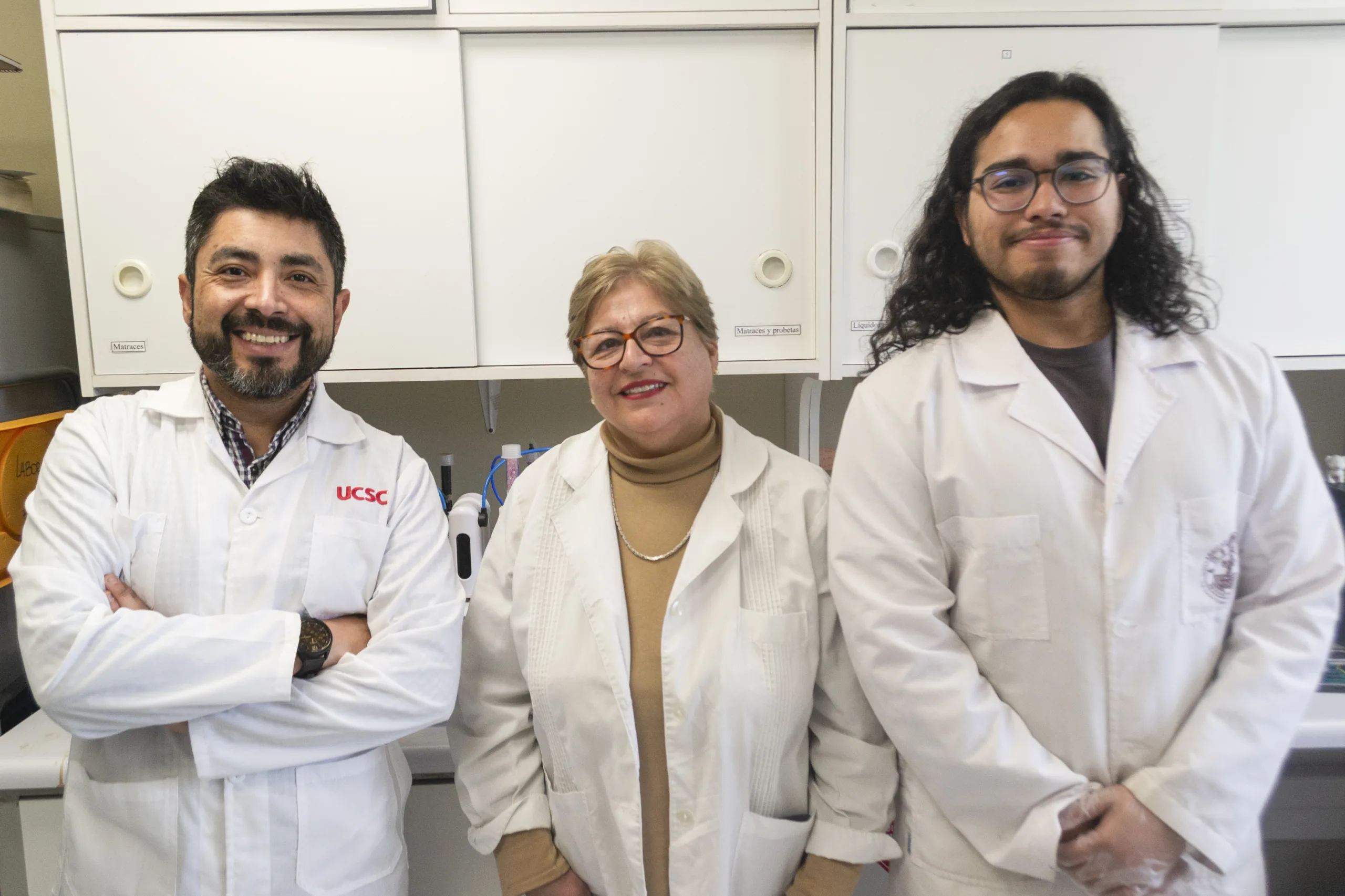 Investigación UCSC avanza en uso de solventes verdes para recuperar y preservar antioxidantes desde hojas de olivo