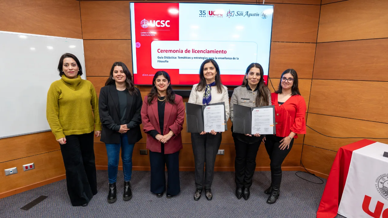 UCSC transfiere guía didáctica para fortalecer la enseñanza de la filosofía en educación media