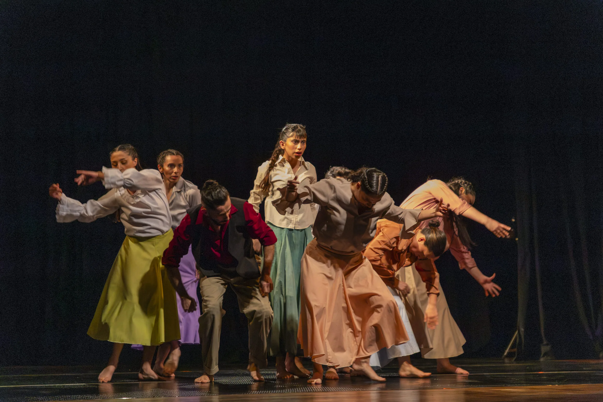 Elenco de Danza Moderna UCSC presentó “Santa María, cantata de 1907” 