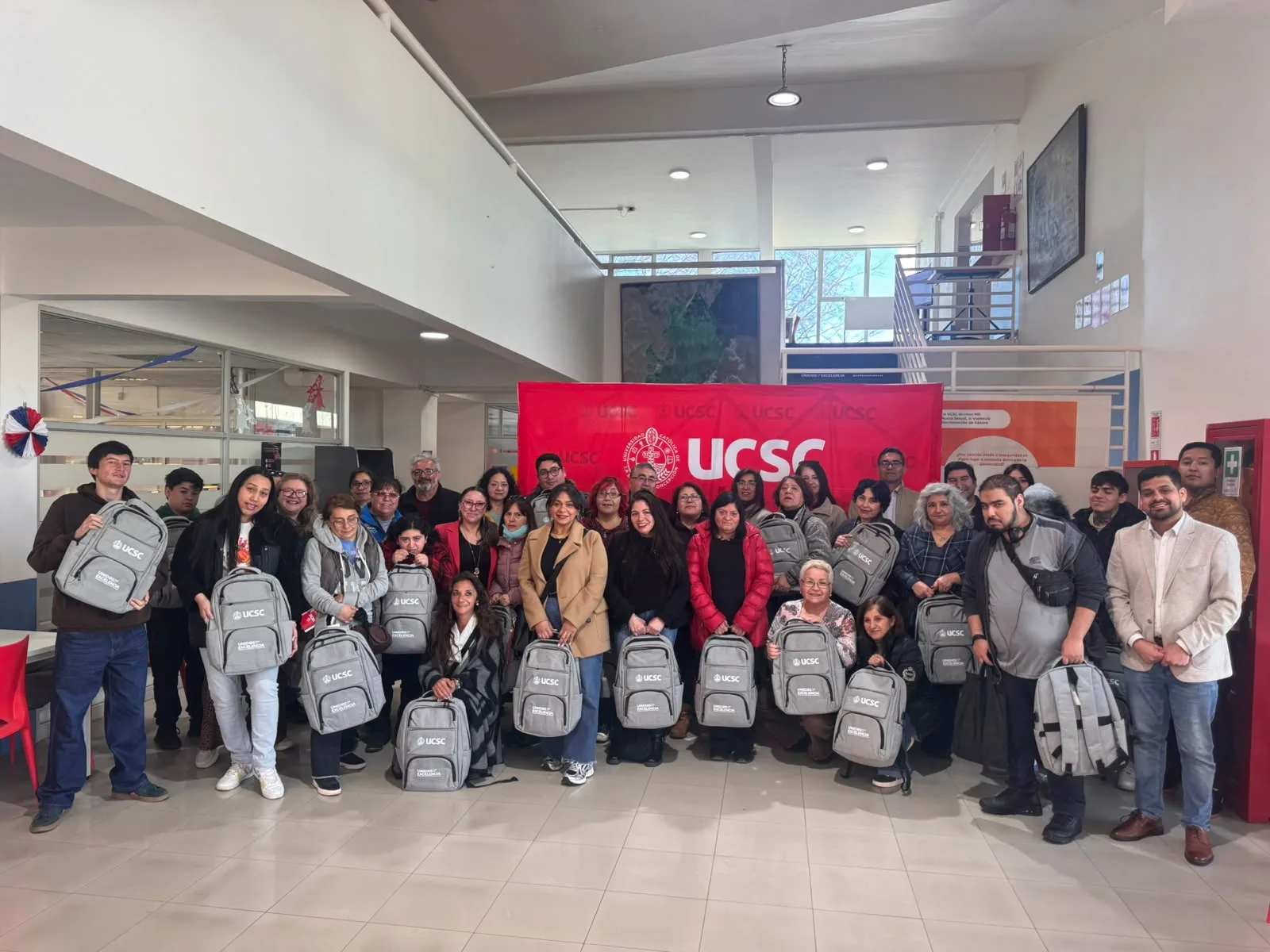 Programa del IT UCSC y OMIL de Talcahuano fortalece competencias digitales con IA