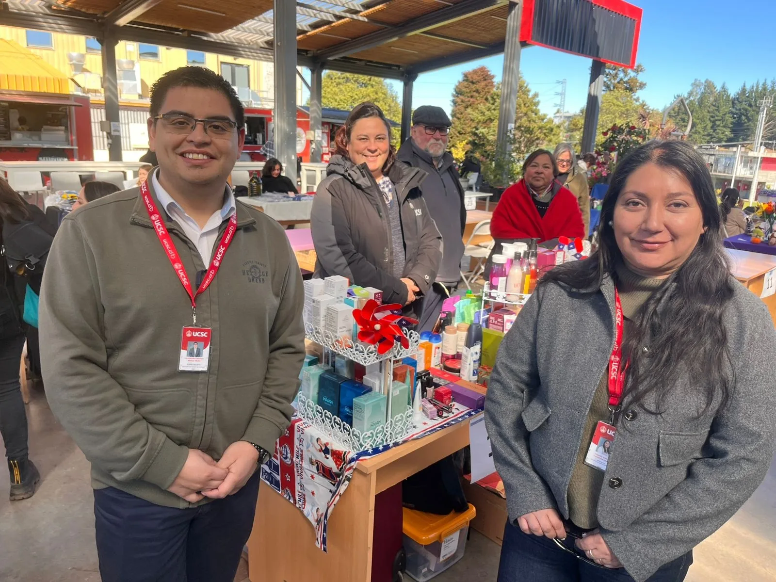 Emprendedores UCSC adelantan Fiestas Patrias en Feria Creaciones