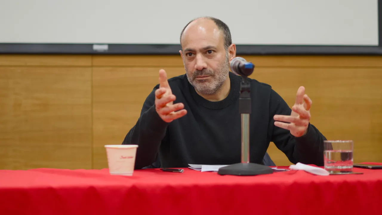 Dr. Kamal Cumsille expuso en la UCSC sobre razón y fe en la filosofía de Al-Farabi