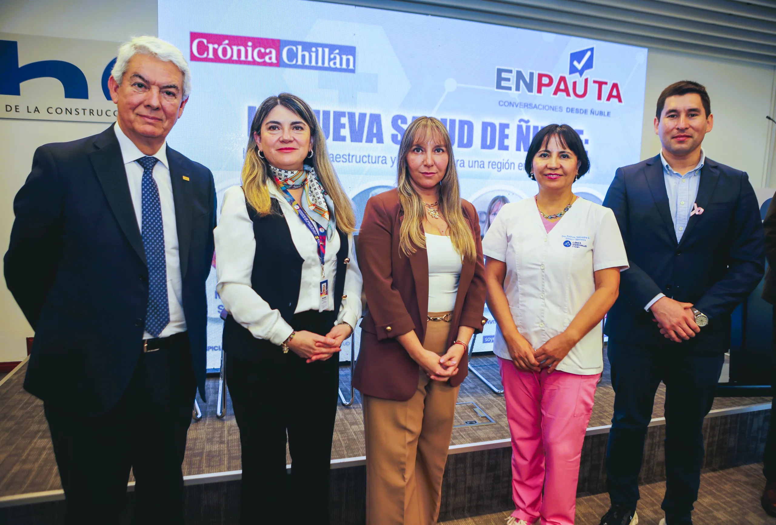 UCSC abordó formación de especialistas y desafíos de salud en encuentro En Pauta